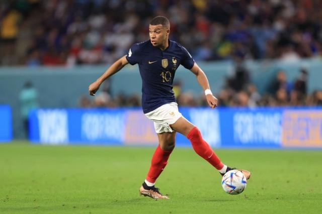 1669156232354019135.jpg FiMXNNzXwAIrKlJ.jpg