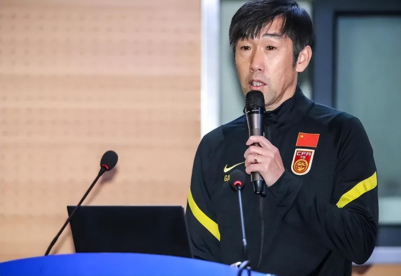 足球直播-意外！中超7大土帅带队踢完两轮联赛，只有两人表现不俗被认可